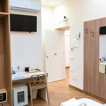 Foria 143 Hotell Napoli Eksteriør bilde