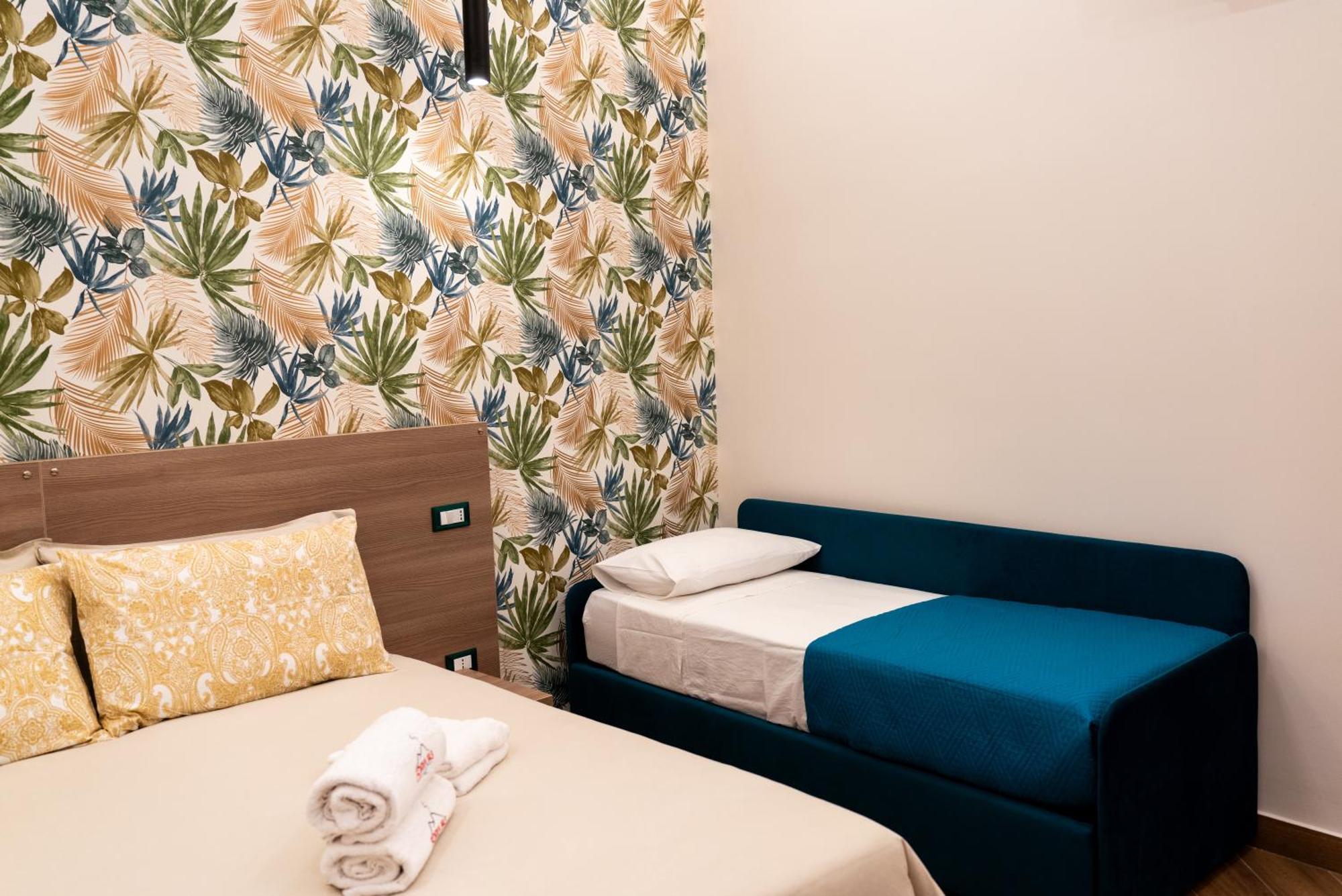 Foria 143 Hotell Napoli Eksteriør bilde